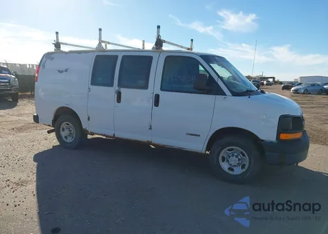 2005 Chevrolet Express from USA, damaged, VIN 1GCGG25U951269603